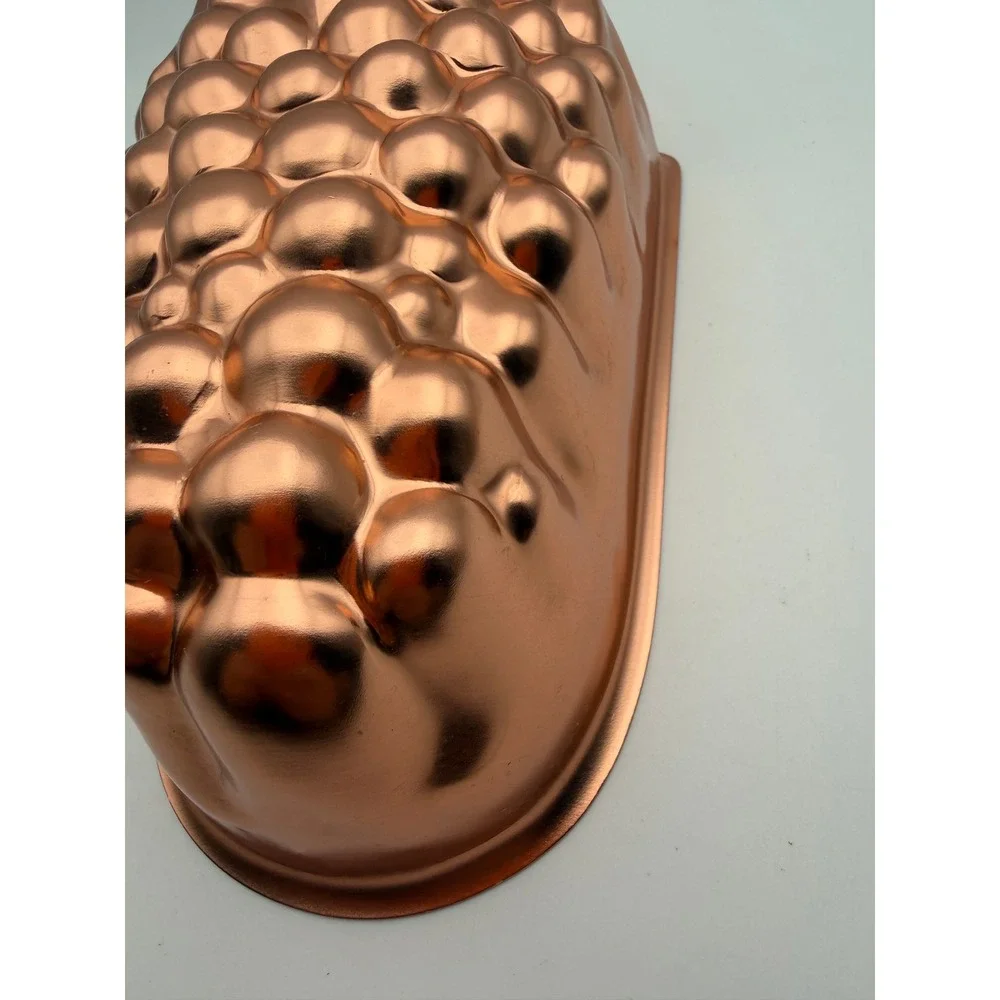Vintage Copper Grape Cluster Gelatin Cake Mold Wall Hanging‎ Decor H066
